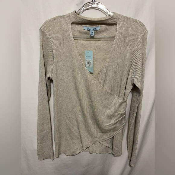 Sparkling Beige Sweater cross over and cloth necklaces - Picture 1 of 5